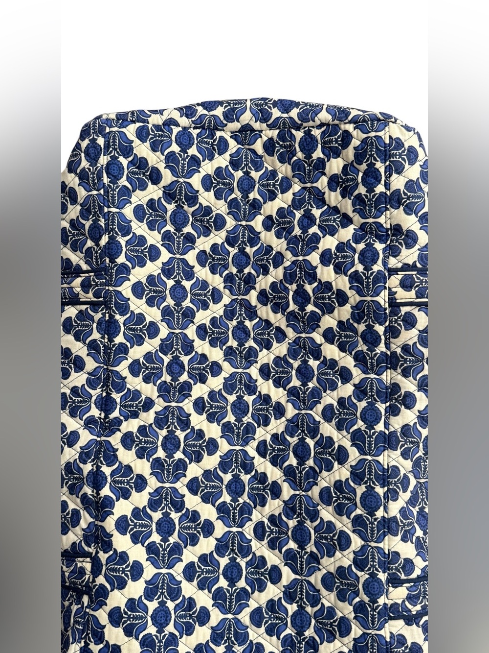 Vera Bradley Large Duffel Travel Bag Cobalt Tile Blue White Quilted Cotton 22” - Picture 10 of 13